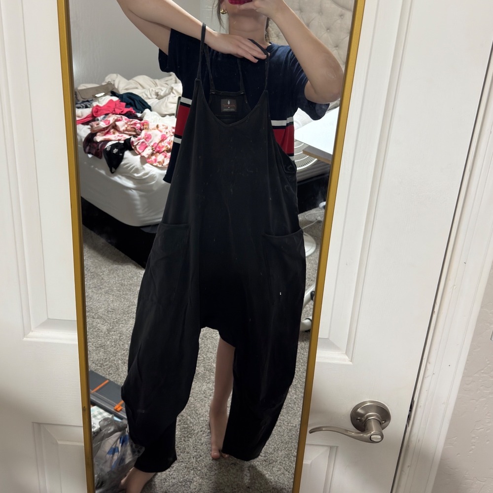 Free People Movement Hot Shot Onesie Black Relaxed Jumpsuit Size M OB1052608